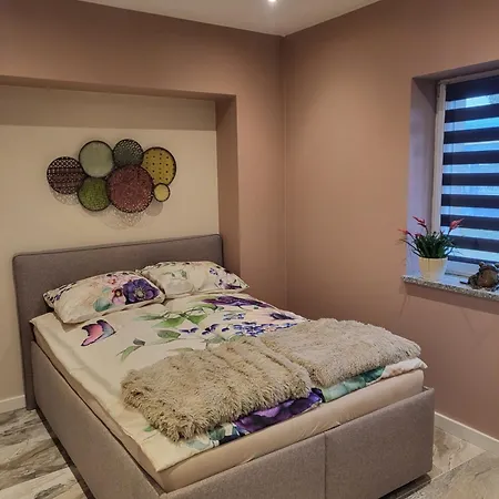 Suzi Dla Dwojga アパート Kruszyn